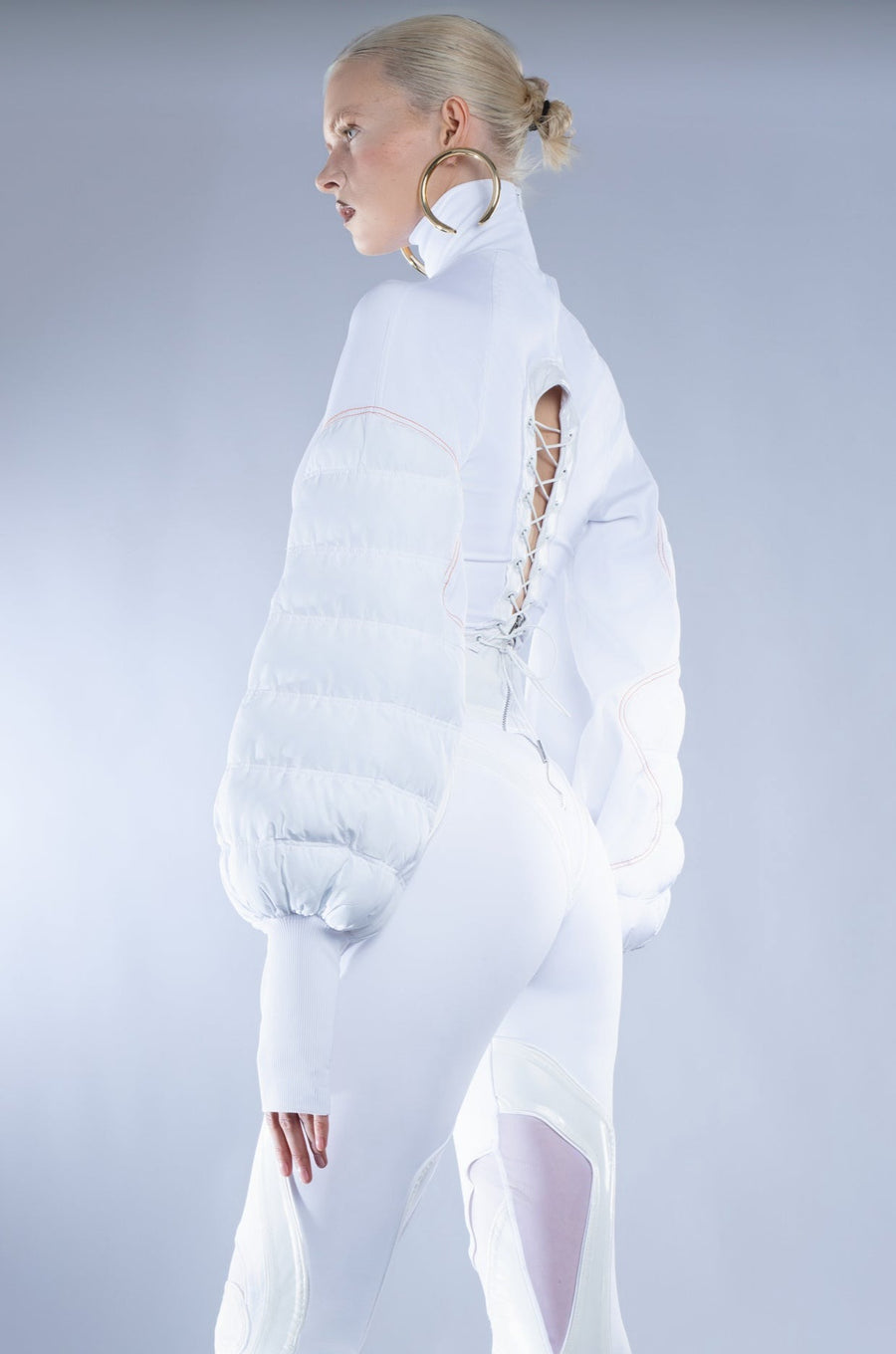 WHITE QUILTED PUFFER SWEATER